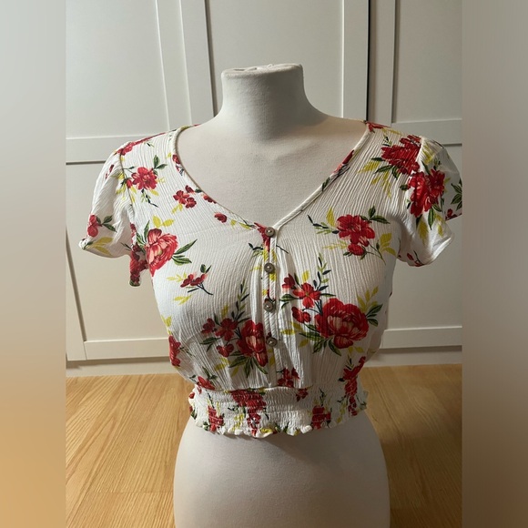 Floral Crop top - Picture 1 of 1